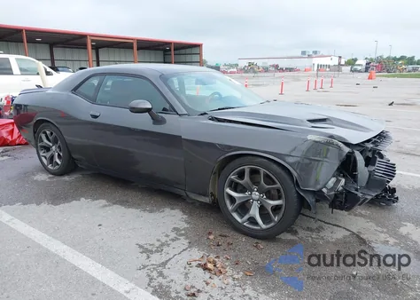 2016 Dodge Challenger Sxt Plus z USA, uszkodzony, nr VIN 2C3CDZAG2GH169044